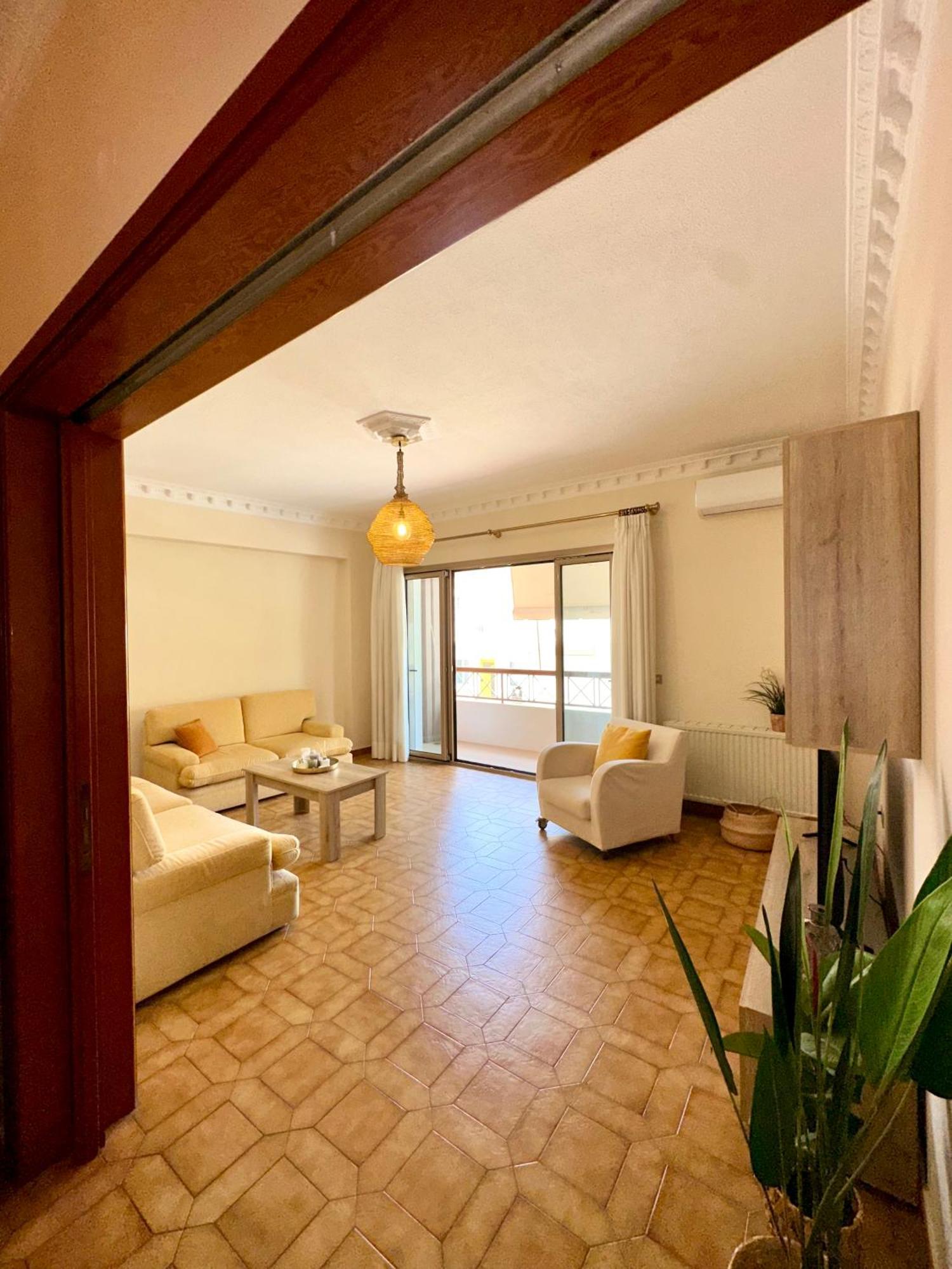 Citycenter Apartment 阿尔戈斯托利翁 外观 照片